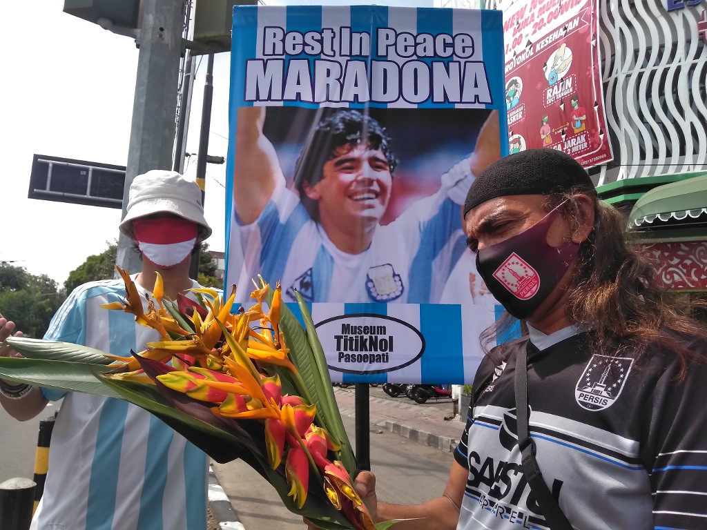 Počast Maradoni odali su i navijači u Indoneziji